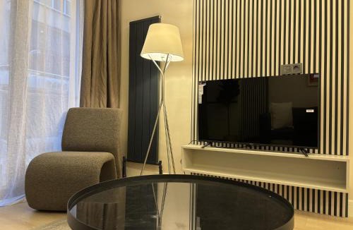 Osmanbey Apartment | Luxury Spacious 2BR Residence in Nişantaşı