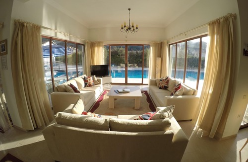 Yesiluzumlu Villa | Luxury Villa With The Largest Pool In Uzumlu!