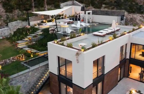 Dagbelen Villa | Mansion with view, SPA, housekeeper incl. breakfast
