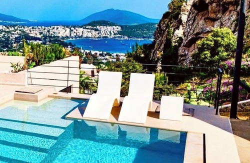 Dagbelen Villa | Mansion with view, SPA, housekeeper incl. breakfast