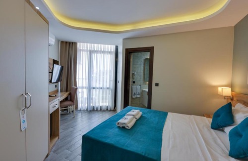 Kadnlar Denizi Mahallesi Hotel | Marti Beach Hotel