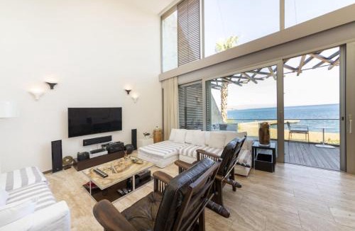 Golturkbuku Villa | Marvelous Villa with a Private Beach in Bodrum
