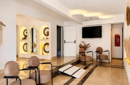 Fethiye City Center Hotel | Mendos Garden Exclusive Hotel Fethiye