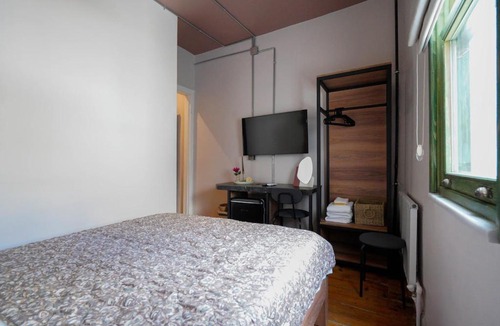 Balat Apartment | Mercan Apartments Balat - Brick Niche Suite