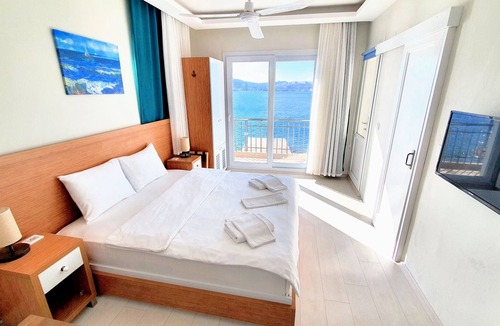 Foca Hotel | Midilli Konak
