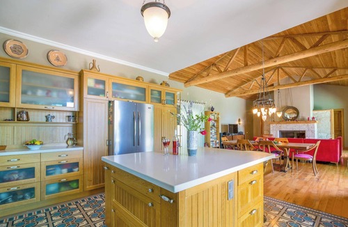 Islamlar Villa | Mira - Four Bedroom Villa, Sleeps 9