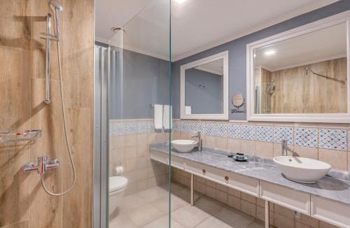 Mt. Erciyes Hotel | Mirada Del Lago