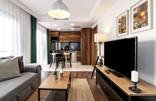 Bomonti Apartment | Modern Flat in Sisli with Central Location