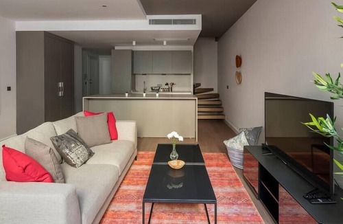 Galata Apartment | Modern Secluded Duplex 2bed/1.5bath + Garden! #64