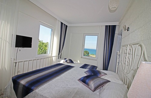 Bozcaada Hotel | Mylos Kipos Otel