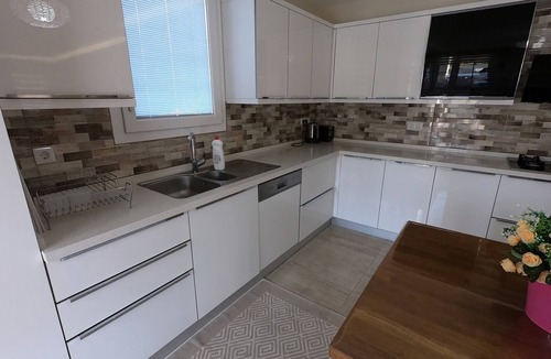 Dalyan City Center Villa | NEW LISTING! BEAUTIFUL PRIVATE 5 BEDROOM VILLA RIGHT in CENTRE of DALYAN!