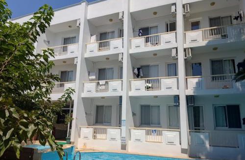 Gumuldur Hotel | Palmiye Hotel