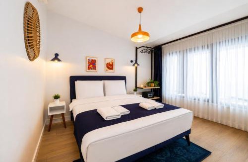 Cihangir Apartment | Panoramic Bosphorus View Terrace At Monnas Suite