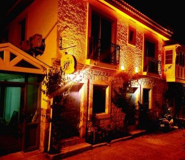 Alacati Hotel | Paris Alaçatı Butik Otel