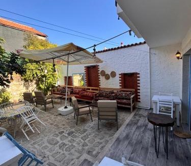 Alacati Hotel | Paris Alaçatı Butik Otel