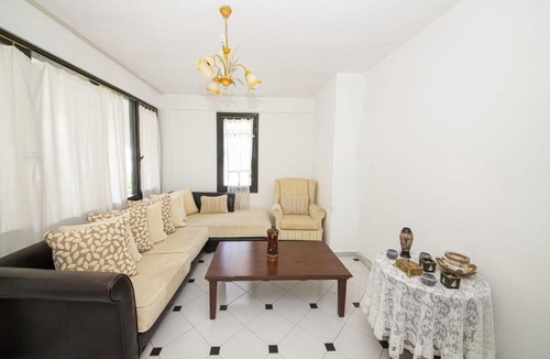 Turgutreis Villa | Peaceful Villa with Shared Pool, Balcony, Terrace and Backyard in Bodrum