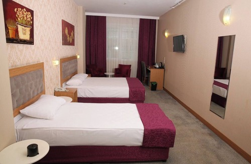 Umraniye Hotel | PeloraHotel