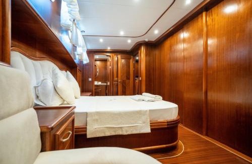 Bozburun Boat Rental | Prenses Ayça Yatching