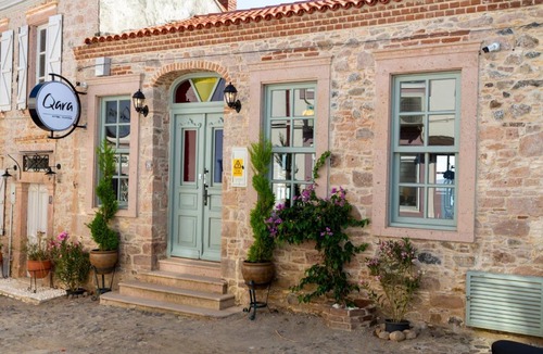 Ayvalik Hotel | Qara Otel