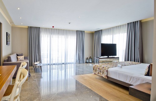 Bodrum City Center Hotel | Ramada Resort by Wyndham Bodrum