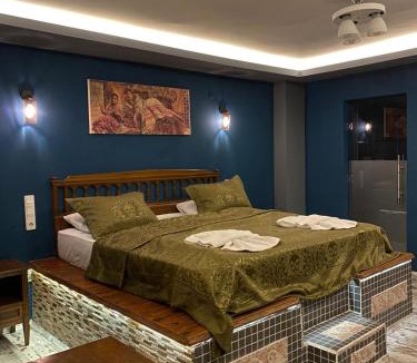 Selcuk Hotel | Rebetika Hotel & bistro