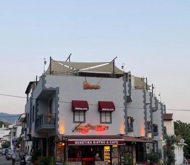 Selcuk Hotel | Rebetika Hotel & bistro