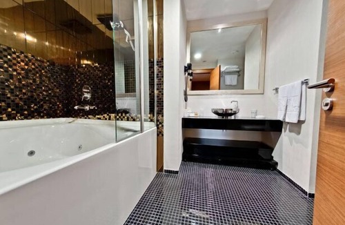 Seyhan Hotel | Riva Resatbey Hotel
