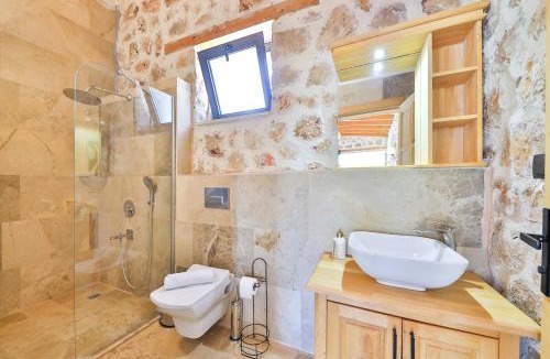 Patara House | Romantic 1BR Pool Villa in Nature