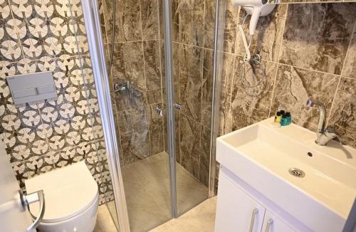 Kusadasi City Centre Hotel | ROXX ROYAL HOTEL