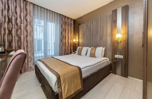 Muradiye Mahallesi Hotel | Royal Capital Hotel Thermal & SPA