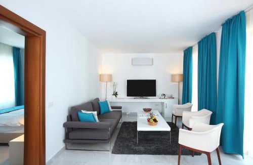 Yalikavak City Center Hotel | saraya otel