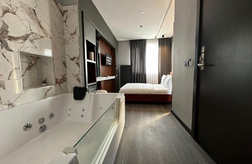 Bakırkoy Hotel | Second Suit Hotel
