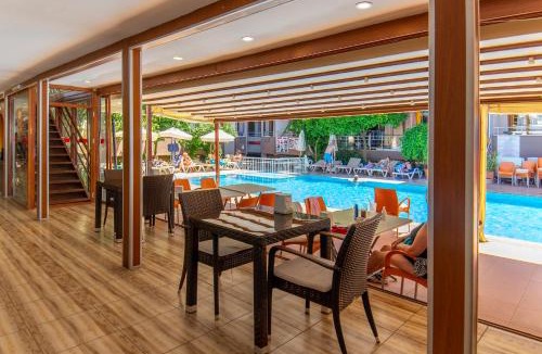 Side Hotel | Selenium Hotel