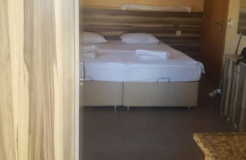 Akyaka City Center Apartment | Serene Home 180 m to Akyaka Beach