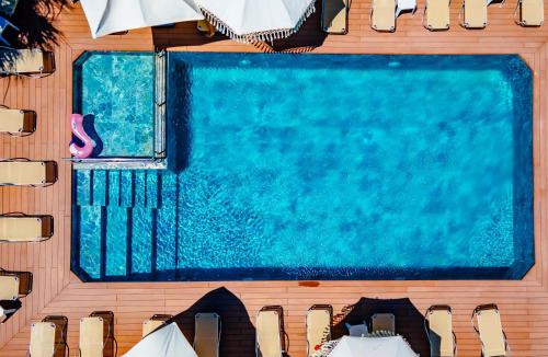 Dalyan Mahallesi Hotel | Sirius Mİ Sun Paradise Hotel Çeşme