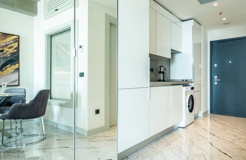 Bomonti Apartment | Splendid Residence Flat with City View in Bomonti