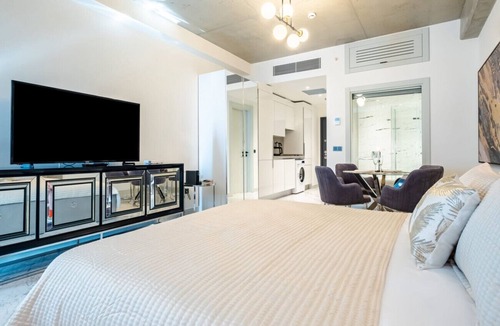 Bomonti Apartment | Splendid Residence Flat with City View in Bomonti