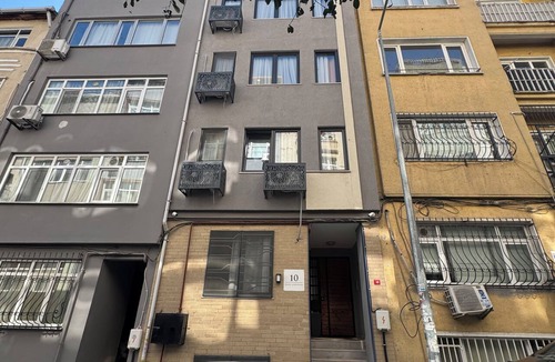 Kabatas Apartment | Stylish 1-Bedroom Apartment Near Taksim Deniz Apartman