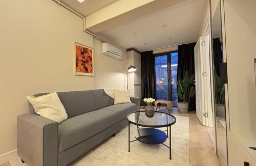Osmanbey Apartment | Stylish 1BR Residence in Nişantaşı