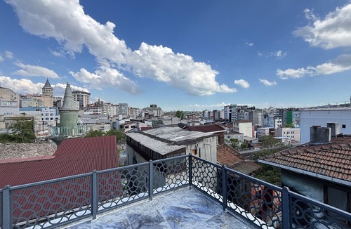 Galata Apartment | Stylish 1BR w/Private Turkish Bath Near Galata