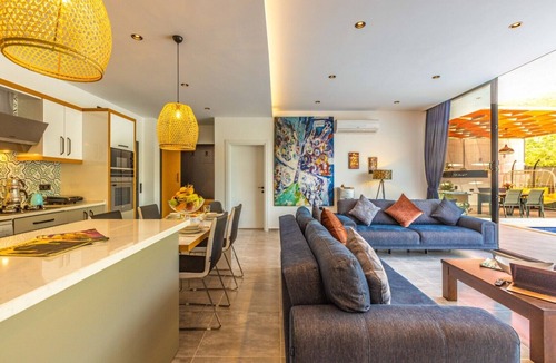 Islamlar Villa | Stylish New 2 Bedroom Villa with Secluded Pool, Islamlar