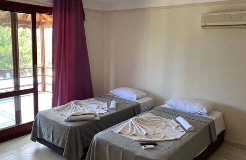 Ildır Koyu Apartment | Superb Flat with Shared Pool in Cesme, Ildir