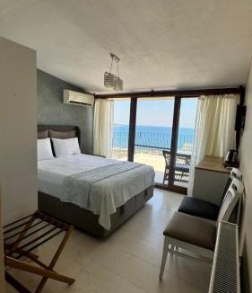 Iskele Mahallesi Bed & Breakfast | Terrace Urla