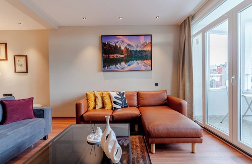 Taksim Apartment | The Best in Beyoglu–Galata Tower View – Elevator – Renovated Interior – Balcony