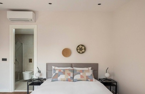 Galata Apartment | This apartment is a 1 bedroom(s), 1.5 bathrooms, located in Beyoğlu, İstanbul.