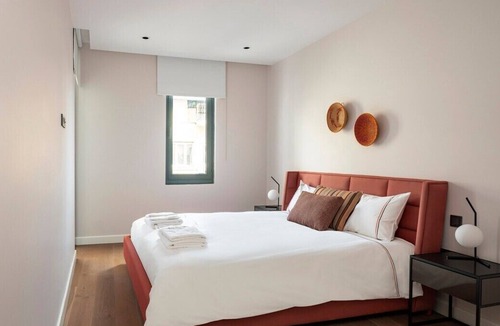 Galata Apartment | This apartment is a 2 bedroom(s), 2 bathrooms, located in Beyoğlu, İstanbul.