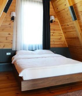 Kumbet Koyu Ski Chalet | Timira Dağ Evleri