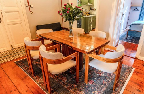 Taksim Apartment | Tremendous 4-bedroom apartment with AC in vibrant İstanbul