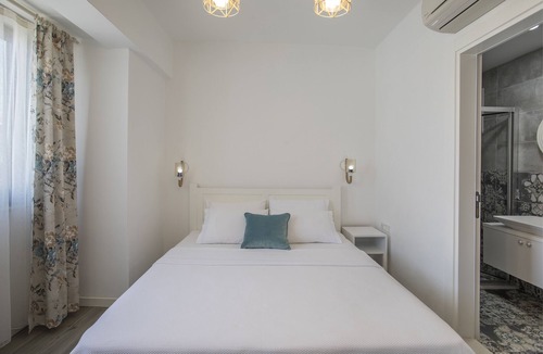Bozcaada Hotel | Troas Ada Hotel