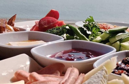 Buyukcekmece Hotel | Turizoom Beach Resort Kumburgaz